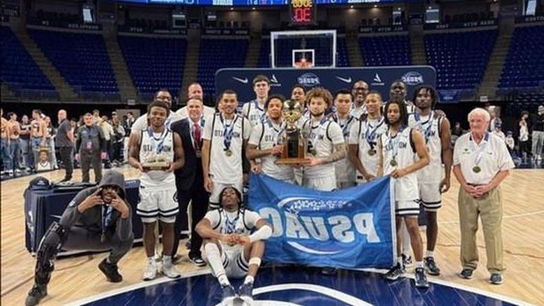 Winning Penn State Mont Alto Men's Basketball Team